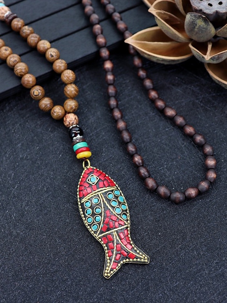 Collier pendentif en perles tribales pour homme – perles ethniques en bois faites à la main avec des accents turquoise, style bohème pour une tenue décontractée, de yoga, de méditation ou de festival de 2025 ? $11.99 –P6
