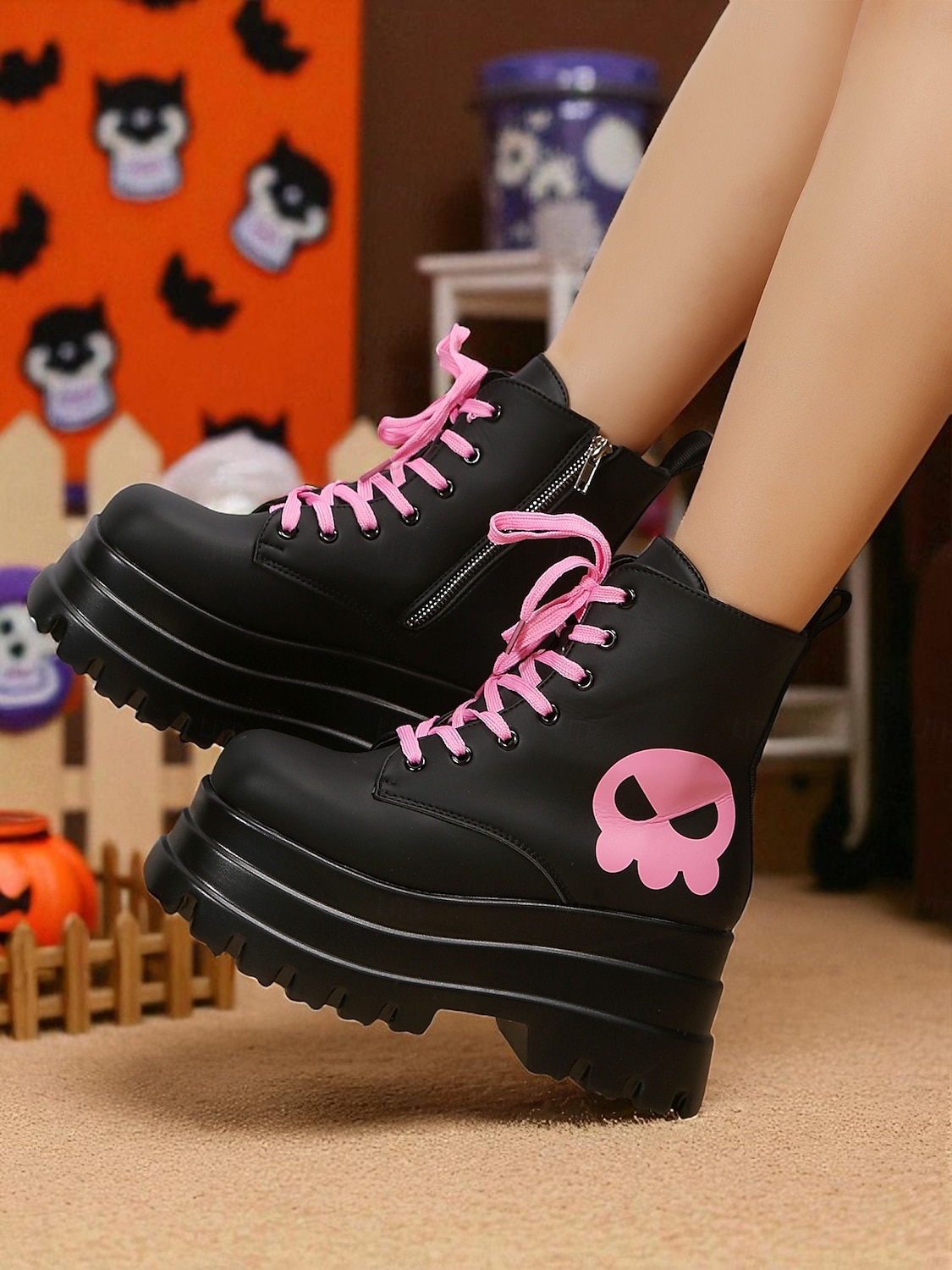 Botas de combate femininas góticas plataforma - botas pretas grossas de amarrar no tornozelo com caveira rosa para cosplay, Halloween e streetwear punk de 2025 por $46.99 –P1