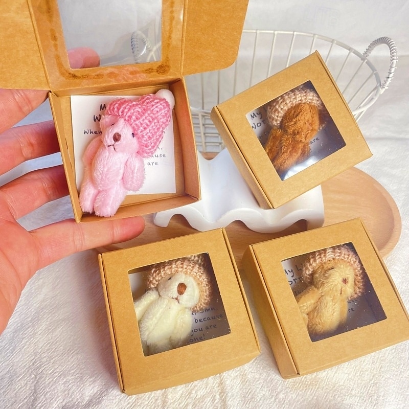 Mini orsacchiotto di peluche fatto a mano in confezione regalo, peluche tascabile per bambini e adulti, grazioso orsetto per regali di compleanno, San Valentino e anniversario. del 2025 a $9.99 –P6