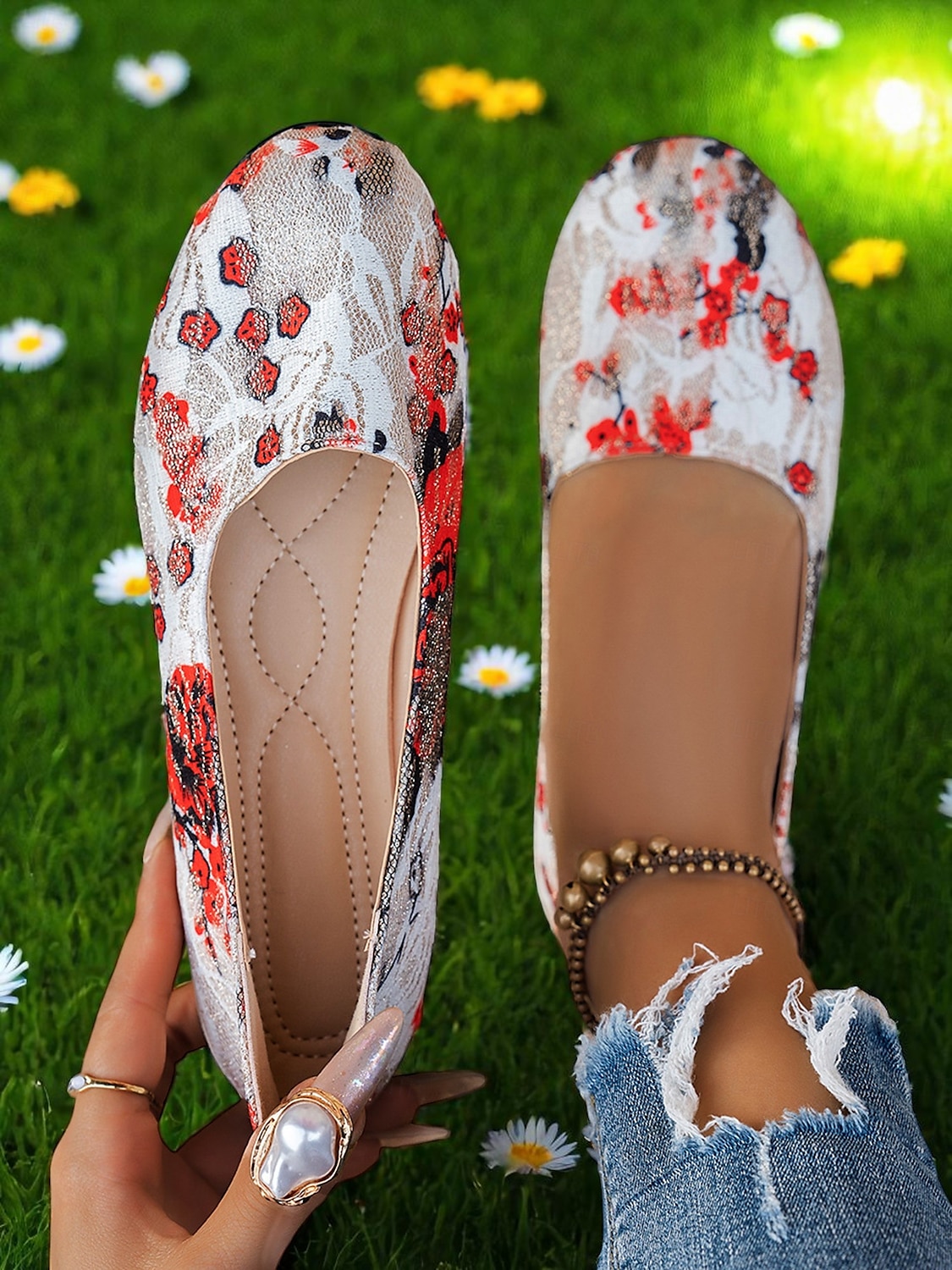Ballerines fleuries pour femmes – chaussures légères et décontractées à bout rond pour dames, idéales pour les promenades au parc, les pique-niques printaniers et le confort quotidien de 2025 ? $10.99 –P2