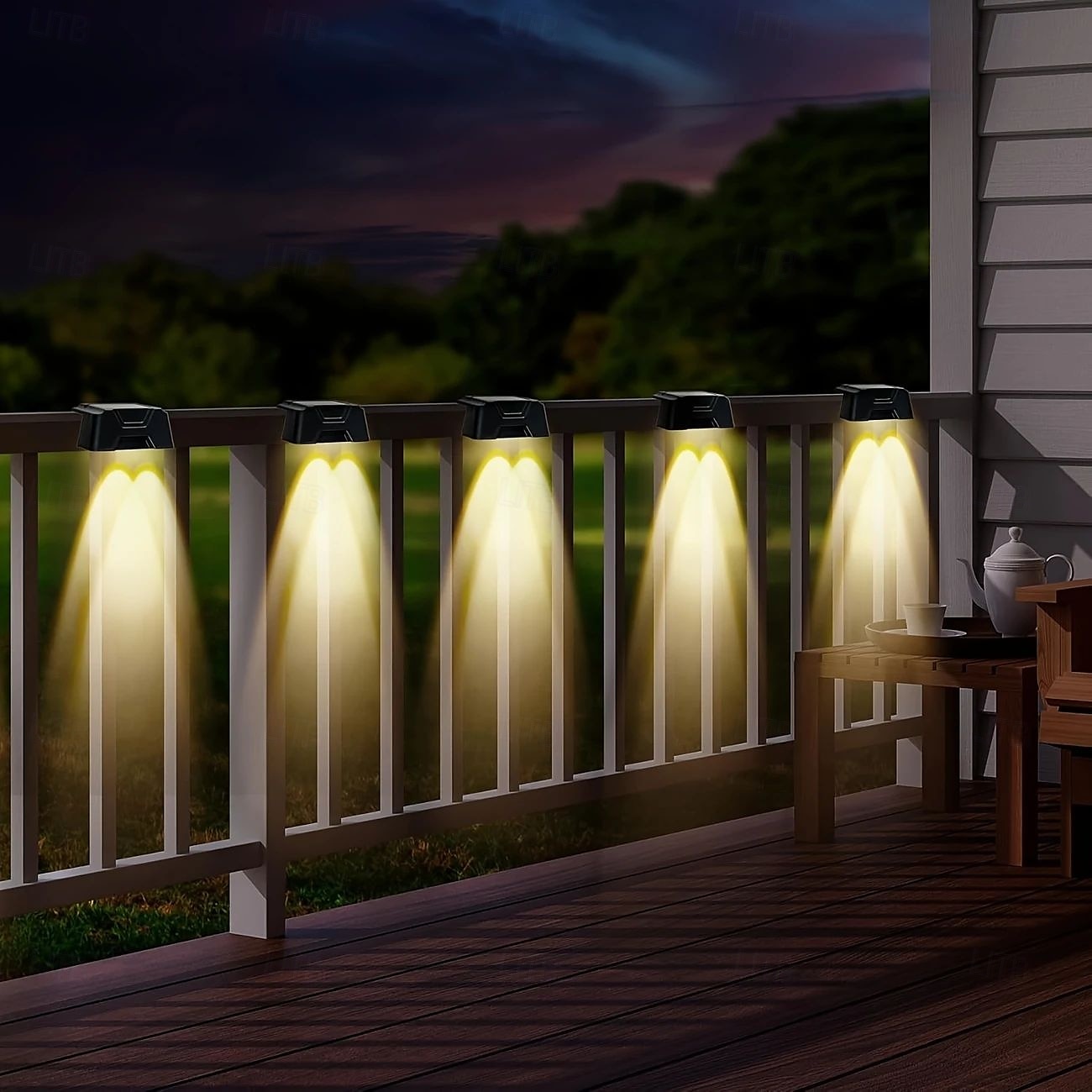 4/8 pezzi di luci solari da esterno per recinzione da giardino, impermeabili, a LED, da parete, per scale, da giardino, patio, balcone, illuminazione decorativa del 2025 a $19.99 –P4