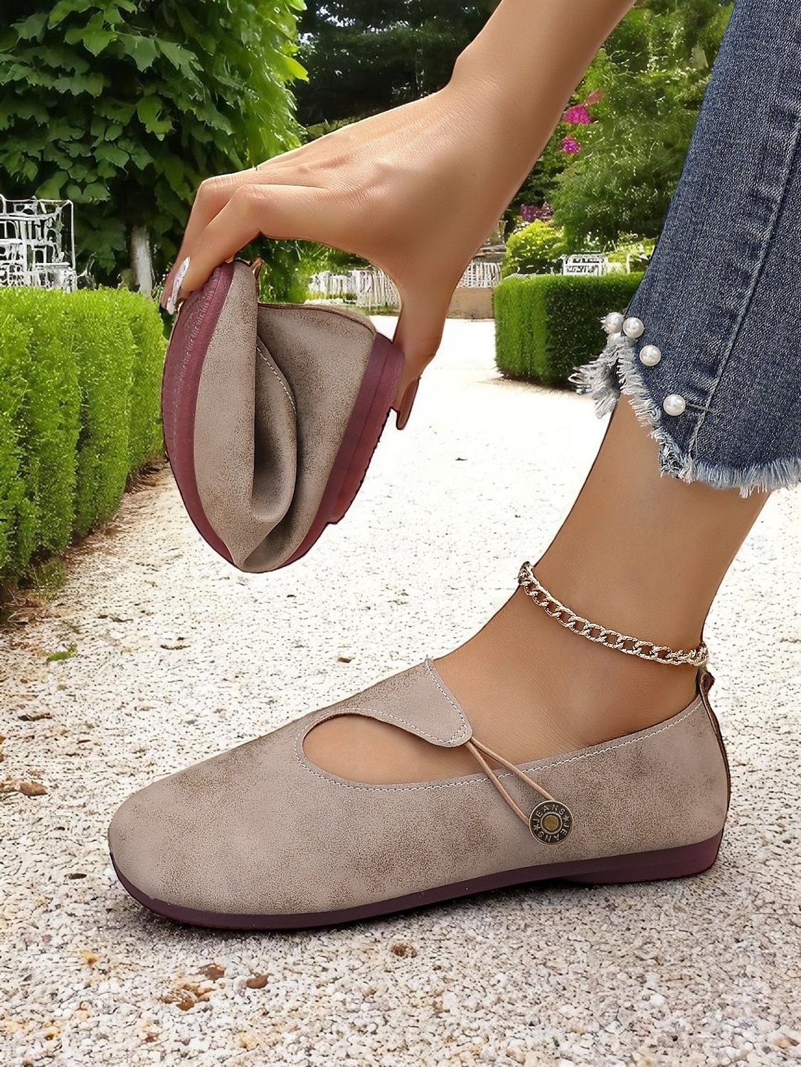 Ballerines Mary Jane rétro larges pour femmes avec bride boutonnée, chaussures vintage confortables pour les promenades quotidiennes et les sorties à la ferme de 2025 ? $24.99 –P4