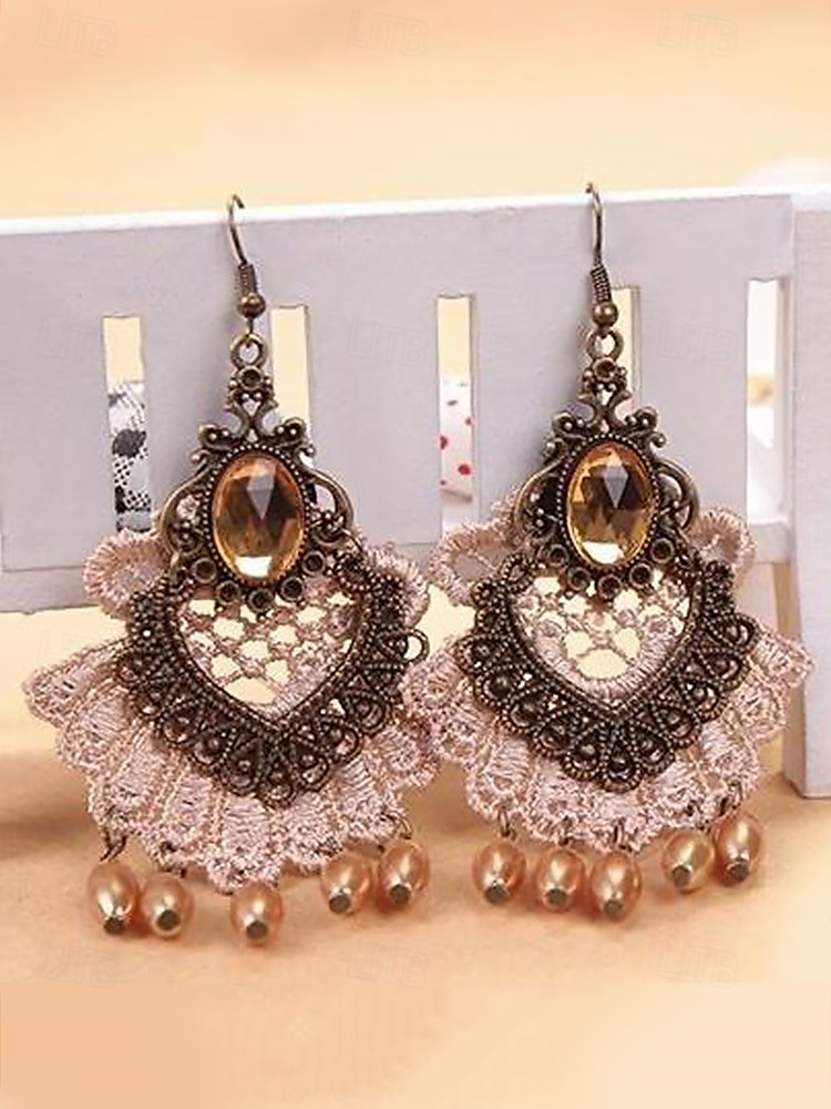 Boucles d'oreilles pendantes gothiques vintage en alliage pour femmes avec pierre noire et perles rouges, bijoux fantaisie pour fête d'Halloween pour style punk rétro de 2025 ? $9.99 –P10