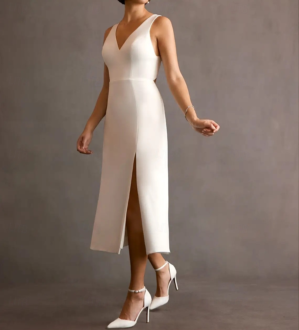 Abiti Bianchi Impegno di Piccole Dimensioni Abiti da Sposa A-Line Collo a V Senza Maniche Lunghezza Tea Tessuto Elasticizzato Abiti da Sposa con Nodo Pieghettato del 2025 a $126.99 –P3