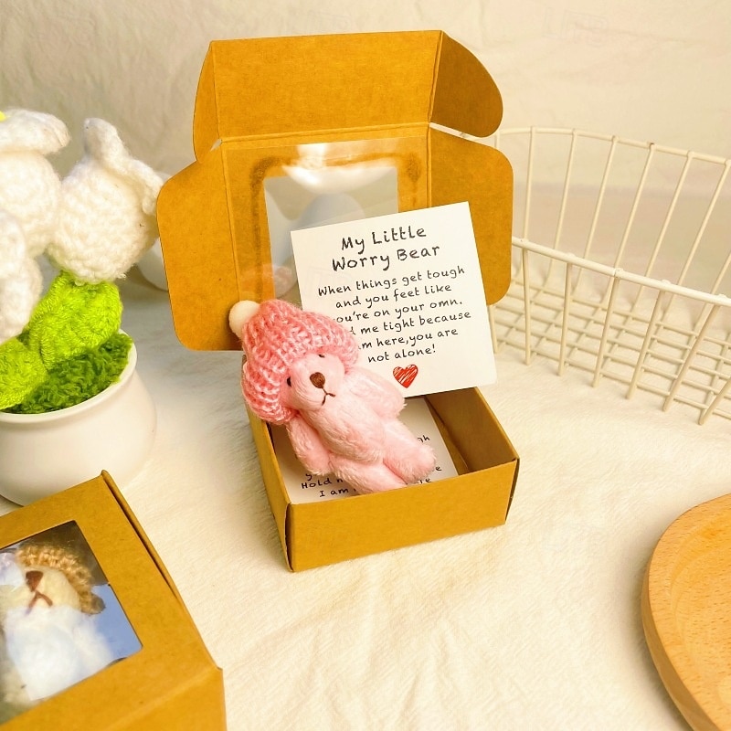 Mini orsacchiotto di peluche fatto a mano in confezione regalo, peluche tascabile per bambini e adulti, grazioso orsetto per regali di compleanno, San Valentino e anniversario. del 2025 a $9.99 –P9