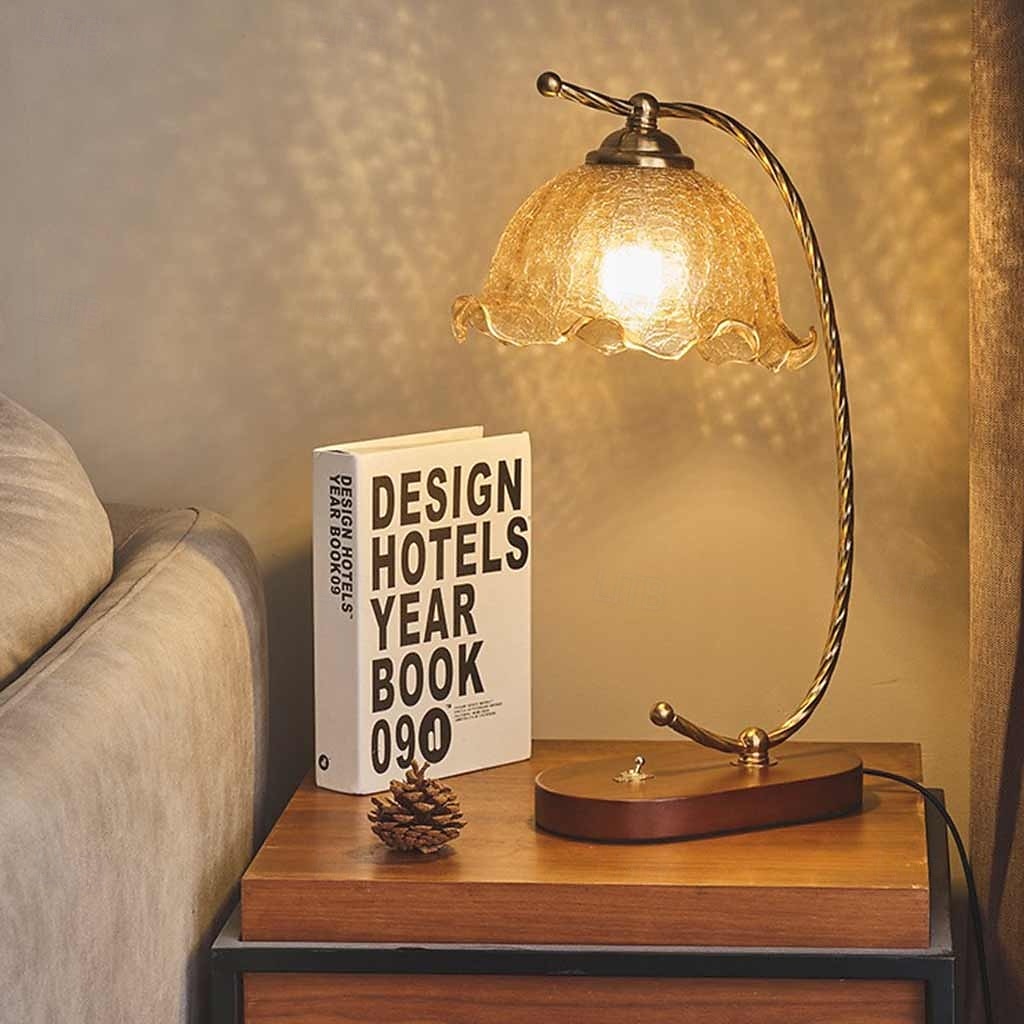 Lampe de table à LED moderne, lampe de chevet blanc chaud, applicable au salon, à la chambre à coucher, au bureau, à la table de chevet et à la bibliothèque de 2025 ? $127.99 –P5