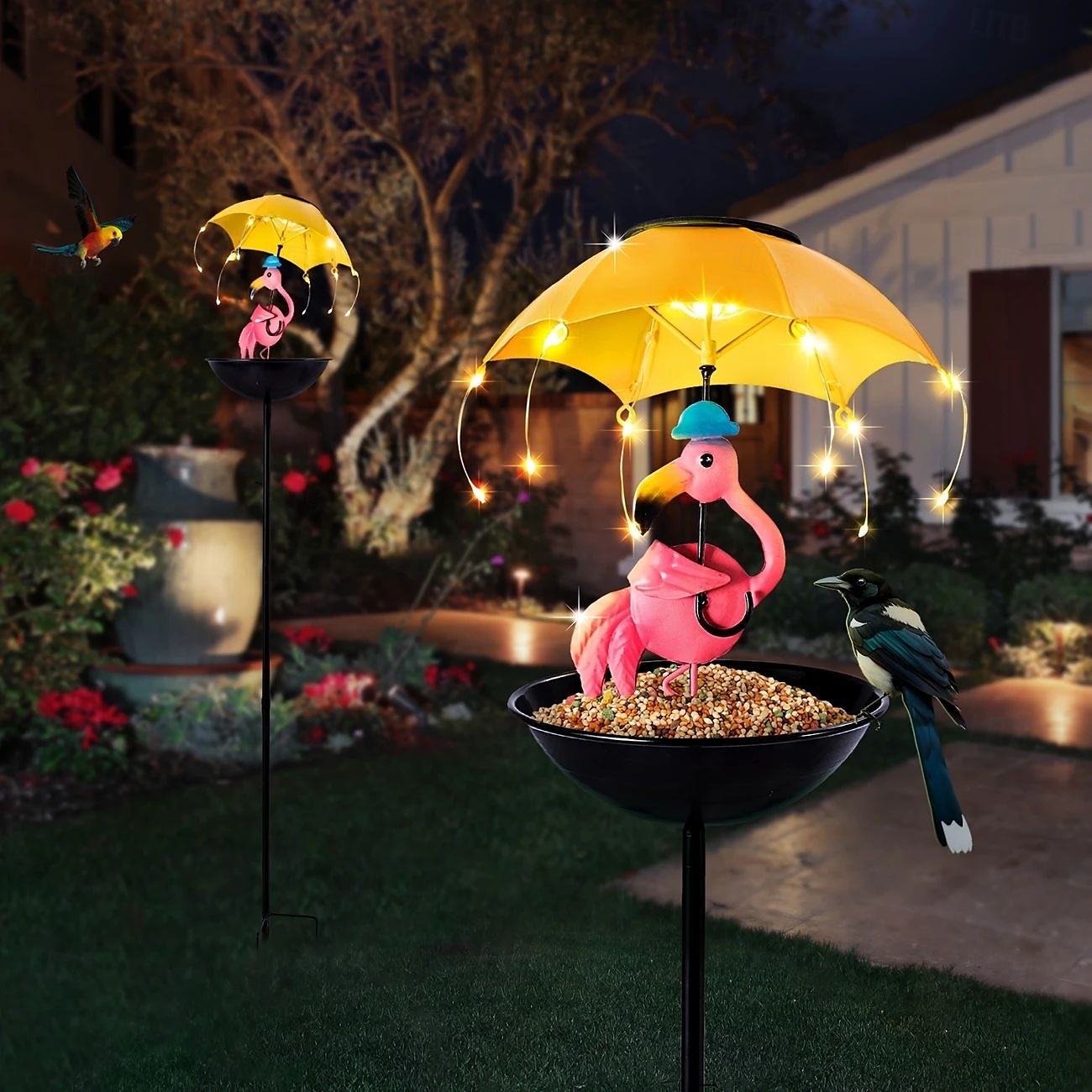 Luci solari da esterno in ferro battuto, a forma di fenicottero, impermeabili, con statua, lampada da prato a forma di ape, con funzione di mangiatoia per colibrì, regalo di Natale per il del 2025 a $32.99 –P4