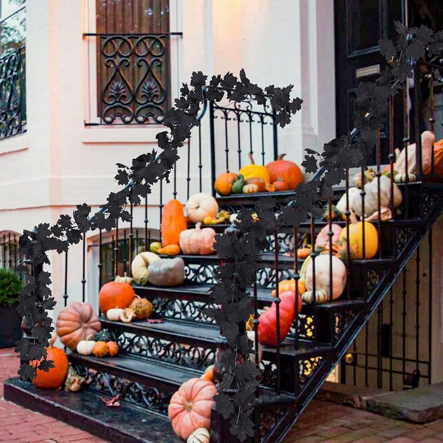 Guirnalda de Halloween, decoraciones negras de otoño para colgar en la pared, hojas de arce artificiales, enredadera de hojas de arce, liquidación de decoraciones de Halloween, decoración para el 2026 - $9.99 –P5