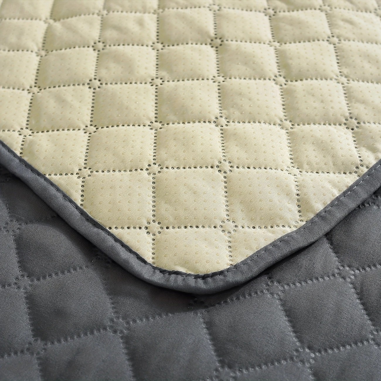 Housse de canapé antidérapante 1 pièce - tissu polyester matelassé classique, pour canapés 1 à 4 places, parfaite pour le salon, le bureau, la chambre ou l'extérieur (accoudoirs &dossier non inclus), de 2025 ? $10.49 –P12