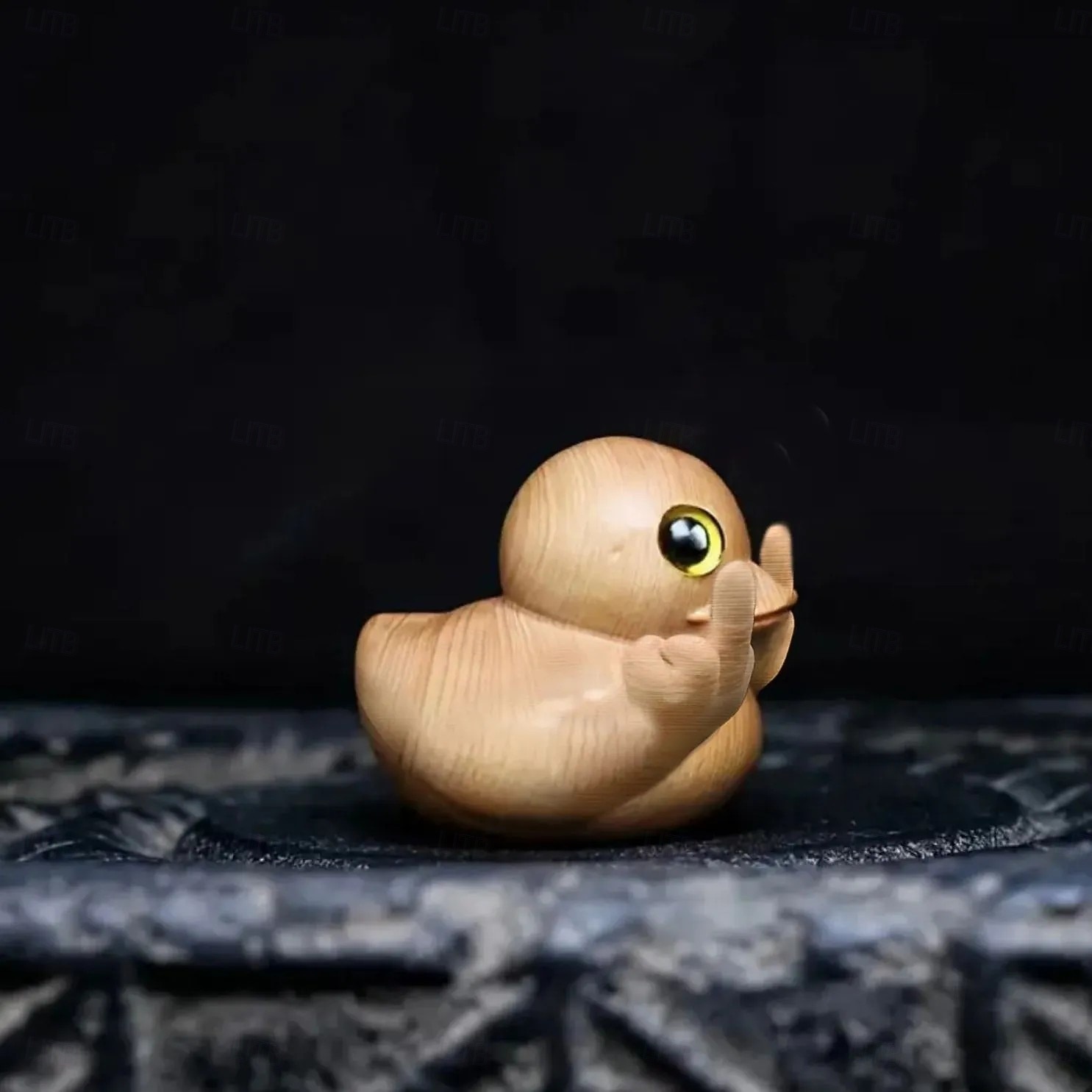 Funny Handmade Middle Finger Duck Statue, Wooden Carved Desk Decor, Unique Gift for Adults, Office Humor Ornament, Cheeky Animal Figurine 2026 - $9.99 –P2