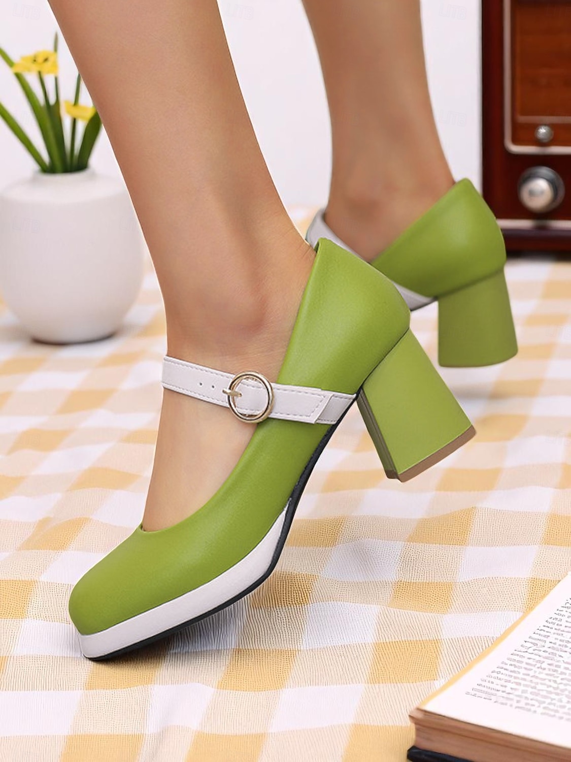 Tacones Mary Jane mod de los años 50 para mujer: zapatos retro de tacón grueso con punta redonda en azul y blanco con correa para atuendos vintage, fiestas de té o uso diario. 2026 - $54.99 –P6