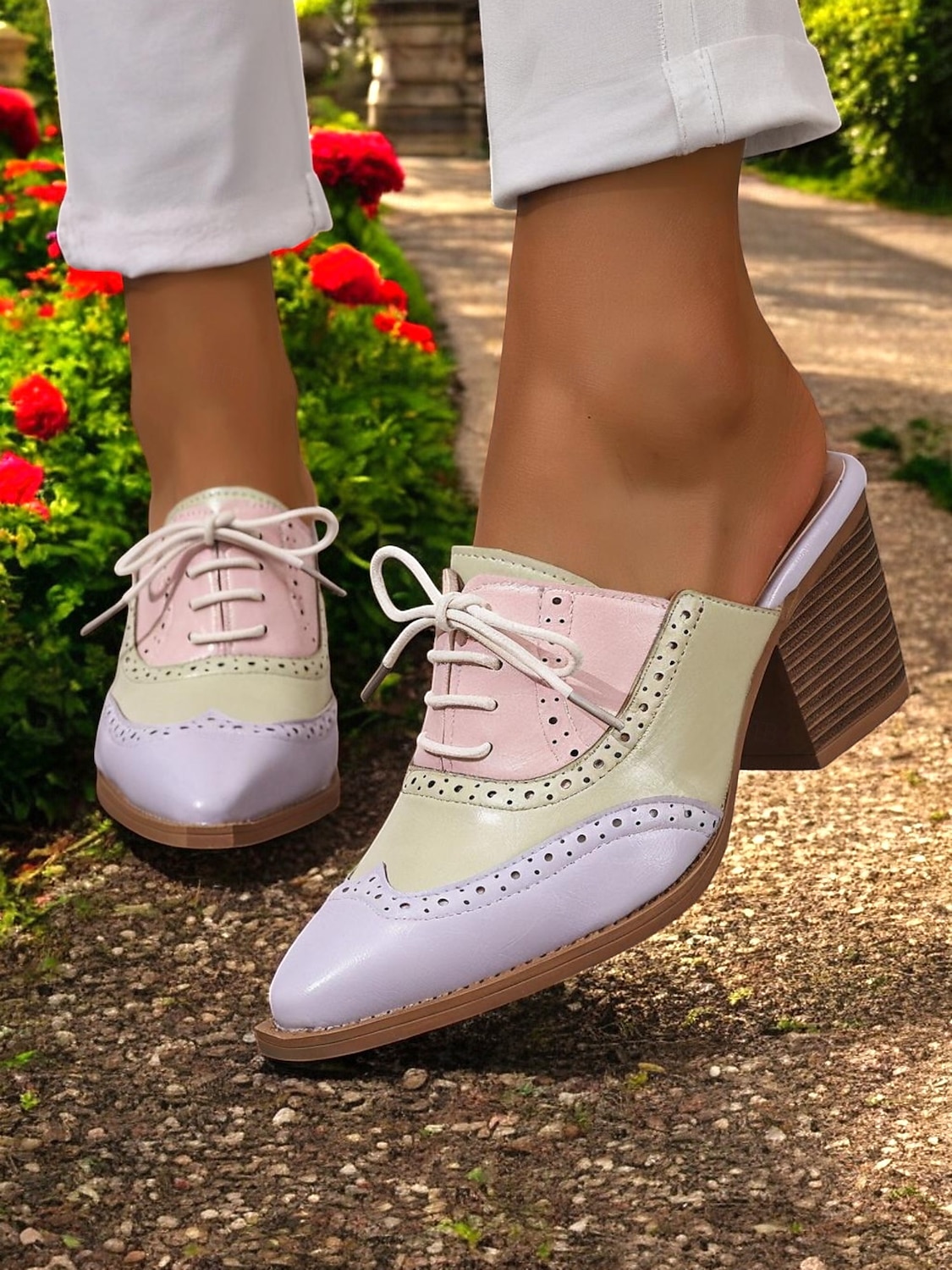 Mules à talons Oxford colorblock pour femmes – chaussures brogues rétro à bout golf pour les amatrices de vintage, les tenues de bureau et les sorties décontractées de 2025 ? $32.99 –P1