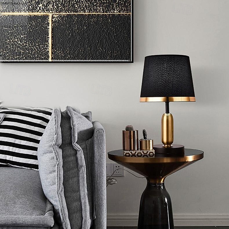 Lampe de table à LED moderne, lampe de chevet blanc chaud, applicable au salon, à la chambre à coucher, au bureau, à la table de chevet et à la bibliothèque de 2025 ? $107.99 –P12