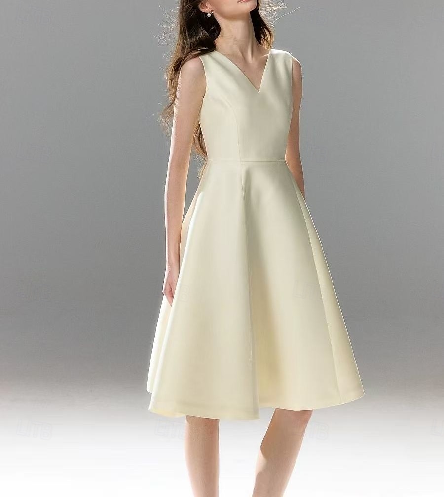 A-Line Hjemkomst Kjoler Elegant Kjole Utdanning Cocktailfest Knelengde Uten Ermer V-Utforming Lommestoff V Rygg med Lomme 2025 - $144.99 –P5