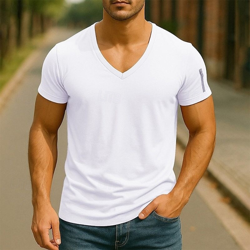 Homme T-shirt Chemise à manches courtes Manche Courte Col en V Été Uni Mode Designer Basique Fermeture éclair Vacances Rue Sortir Noir Blanche Rose Claire T-shirt haut de gamme pour homme de 2025 ? $9.49 –P6