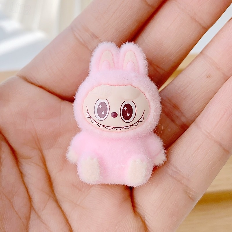 Mini bambola da festa in tessuto felpato piccolo diavolo lafufu ornamenti da gioco alla moda accessori fatti a mano del 2025 a $23.99 –P6
