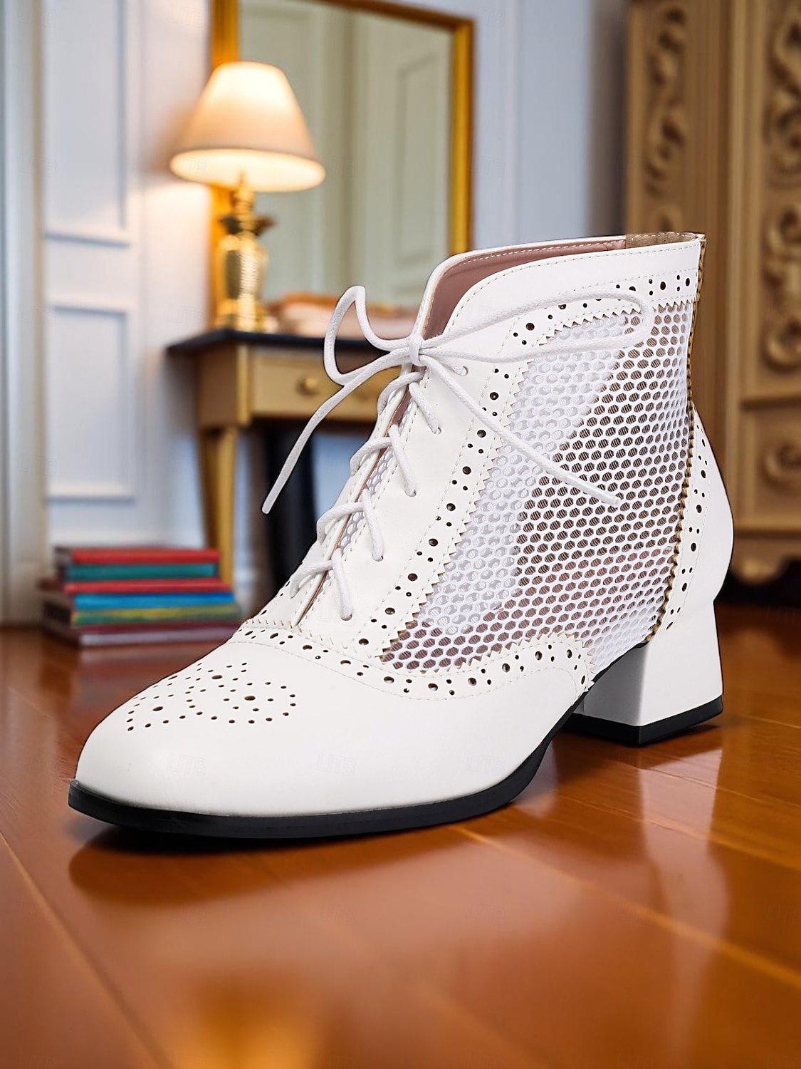 Bottes Oxford blanches en maille édouardienne pour femmes des années 1910 - Chaussures de danse à lacets vintage avec motif découpé et talons épais pour les soirées jazz d'été et les costumes rétro de 2025 ? $46.99 –P3
