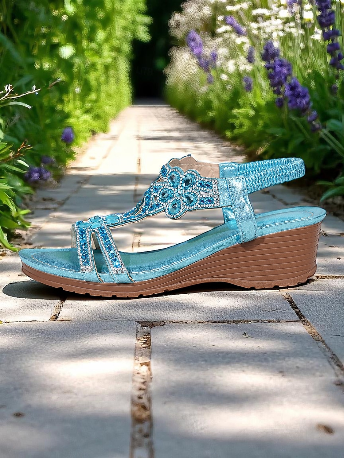 Mit Strasssteinen verzierte blaue Keilsandaletten für Damen mit Blumenmuster und glitzerndem Design für Gartenpartys, Strandurlaube und Sommerspaziergänge 2026 - $32.99 –P2