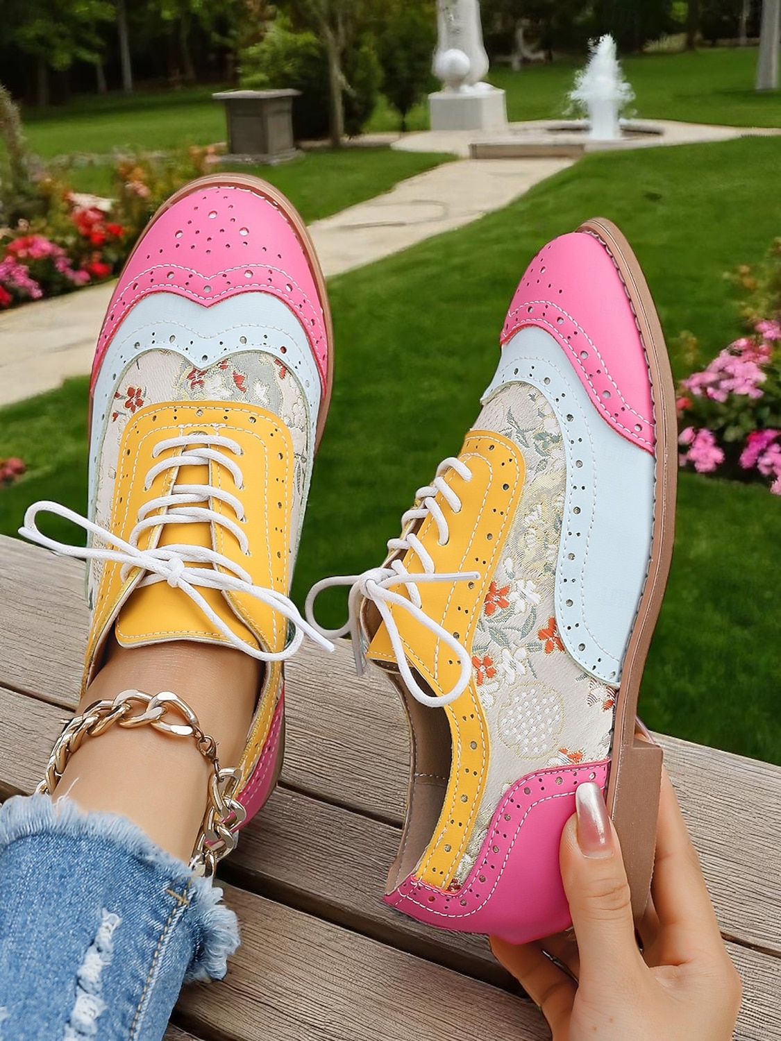 Dámské barevně blokové oxfordské boty s křídlovou špičkou, retro šněrovací brogue boty z 50. let s duhovými panely pro ležérní výlety a vintage styl. 2025 - $29.99 –P1
