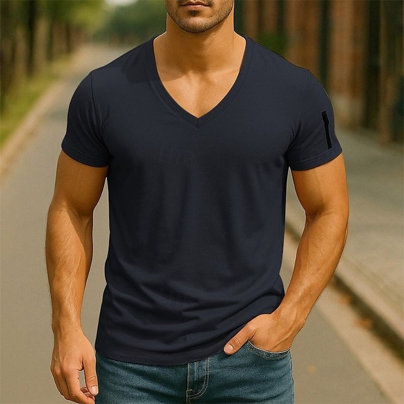 Homme T-shirt Chemise à manches courtes Manche Courte Col en V Été Uni Mode Designer Basique Fermeture éclair Vacances Rue Sortir Noir Blanche Rose Claire T-shirt haut de gamme pour homme de 2025 ? $9.49 –P7