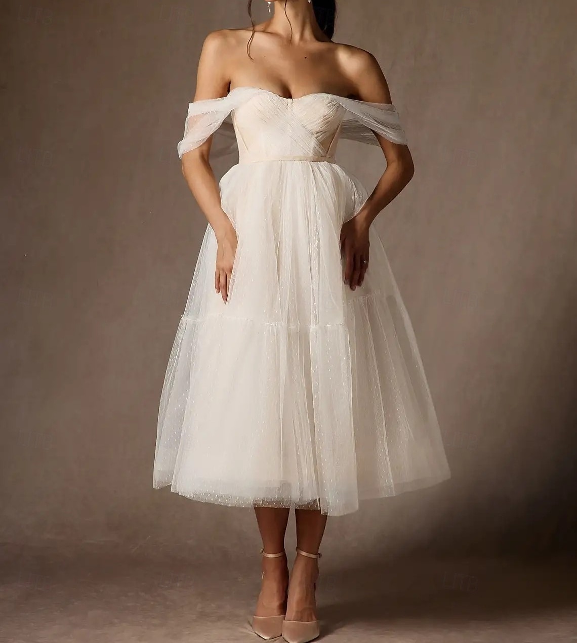 Piccoli Abiti Bianchi per Fidanzamento Abiti da Sposa A-Line Cuore Innamorato Senza Maniche in Lungo Satin Abiti Sposa con Cintura  Nastro Pieghe del 2025 a $155.99 –P5