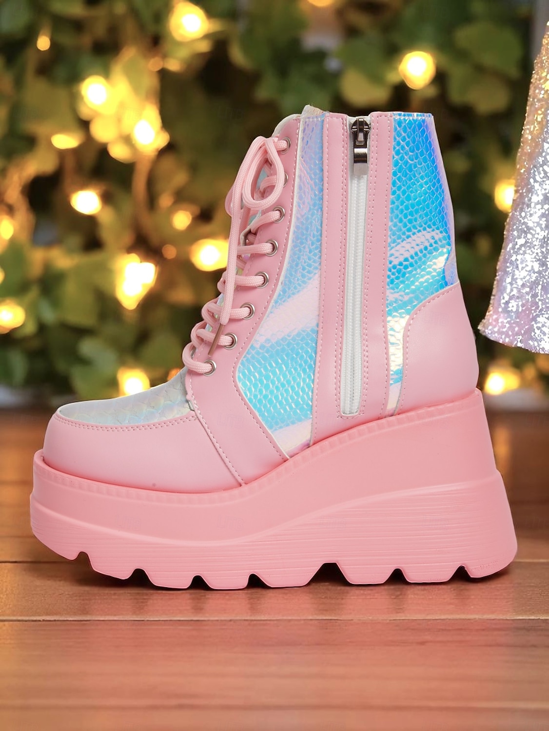 Botas de combate femininas plataforma rosa, botas de cano curto holográficas com cadarço e salto grosso com zíper lateral, estilo de rua ousado para vida noturna e roupas de festa de 2025 por $34.99 –P4
