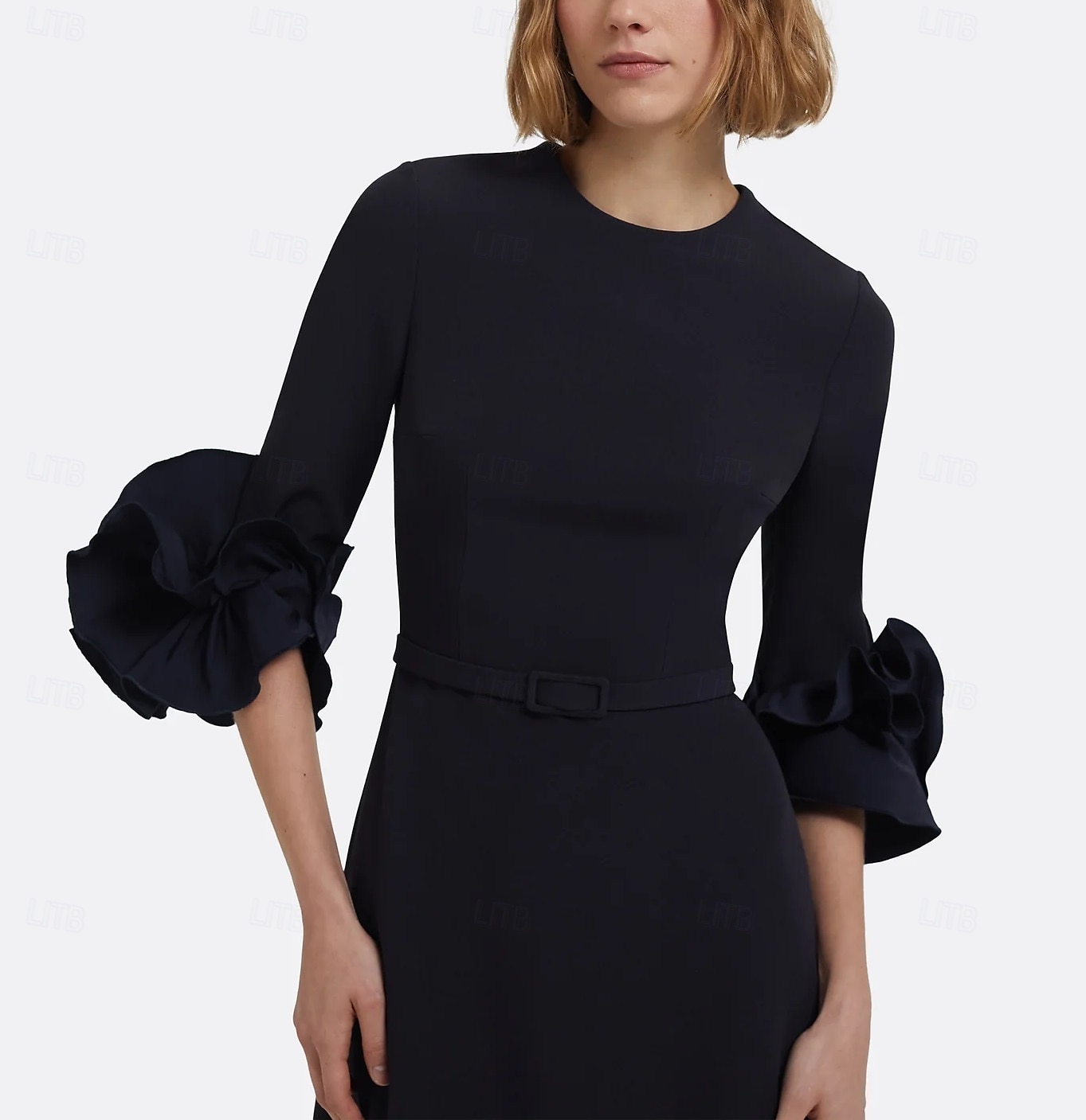 Abito da sera nero a trapezio, elegante, formale, da sposa, lungo fino al pavimento, manica lunga, scollo rotondo, in crêpe elasticizzata con pieghe, 2025 del 2025 a $139.99 –P3