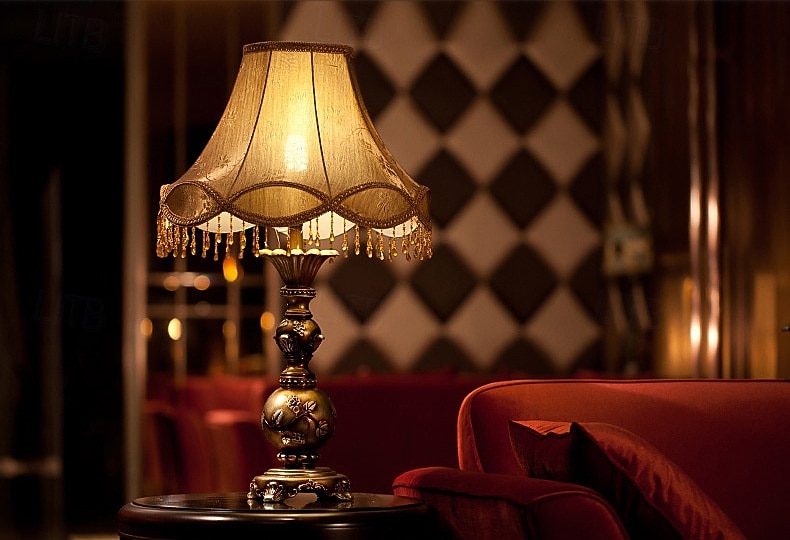 Lampe de table à LED moderne, lampe de chevet blanc chaud, applicable au salon, à la chambre à coucher, au bureau, à la table de chevet et à la bibliothèque de 2025 ? $187.99 –P4