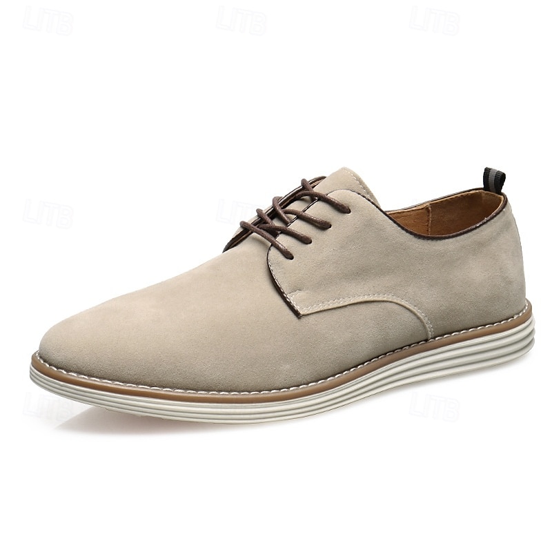 Brune herresko i semsket skinn med oxford-detaljer, klassisk snøredesign og kontrastsøm, ideelle for forretningsmessig uformelt kontorarbeid og semi-formelle arrangementer. 2025 - $46.99 –P3