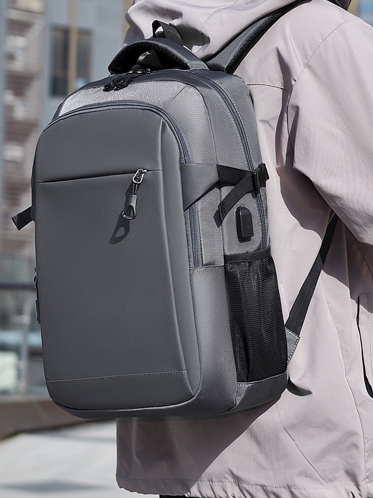 Sac à dos étanche pour ordinateur portable avec chargeur USB, compartiments multiples, système antivol et sangle de bagage, idéal pour les voyages d'affaires et les loisirs, idéal pour les étudiants et les professionnels. de 2025 ? $42.99 –P1