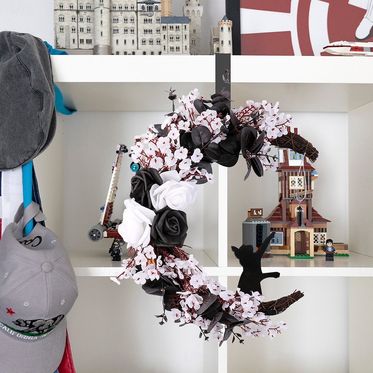 Coronițe LED de Halloween pentru decorarea ușii din față, interioare și exterioare, coroană de pisică cu lună și ramuri moarte, trandafir alb și negru, pentru decorul ferestrei de Halloween de Ziua 2025 - $15.99 –P4