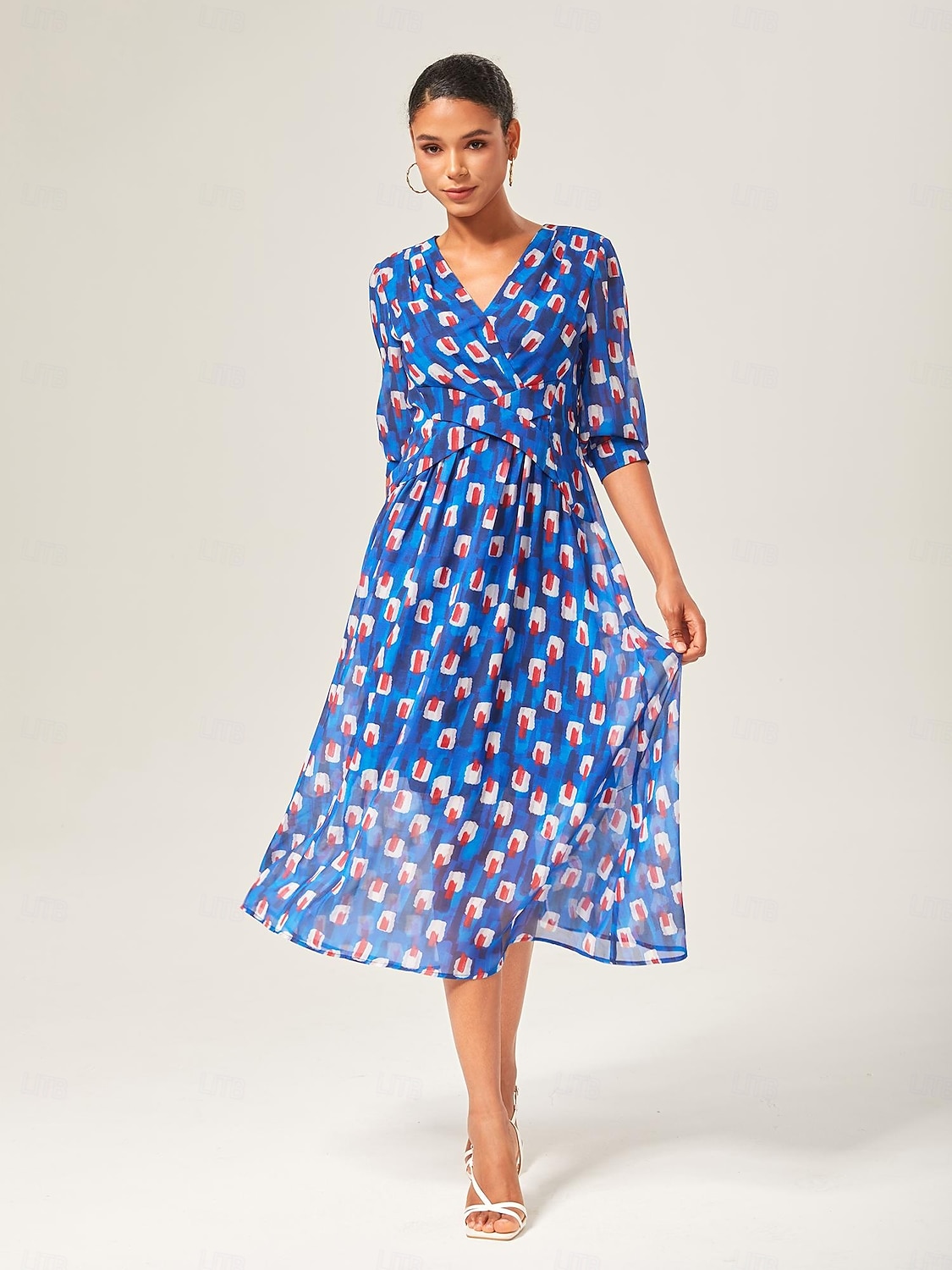 geometrisk maxikjole i chiffon med fargeblokker 2025 - $82.99 –P4