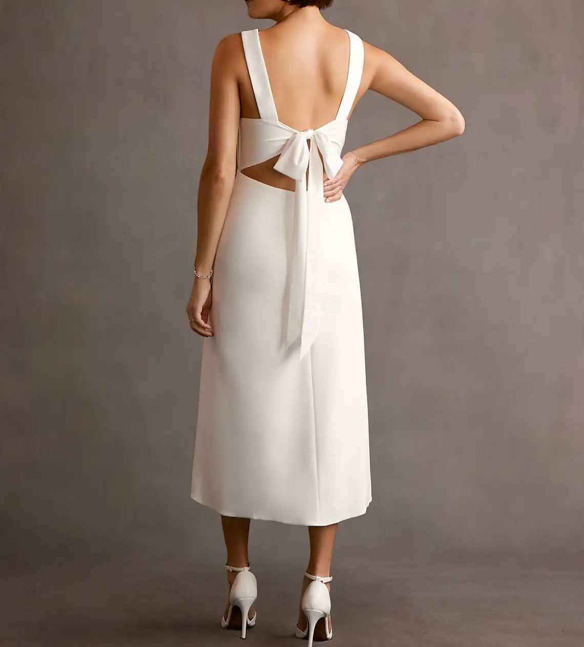 Abiti Bianchi Impegno di Piccole Dimensioni Abiti da Sposa A-Line Collo a V Senza Maniche Lunghezza Tea Tessuto Elasticizzato Abiti da Sposa con Nodo Pieghettato del 2025 a $126.99 –P2