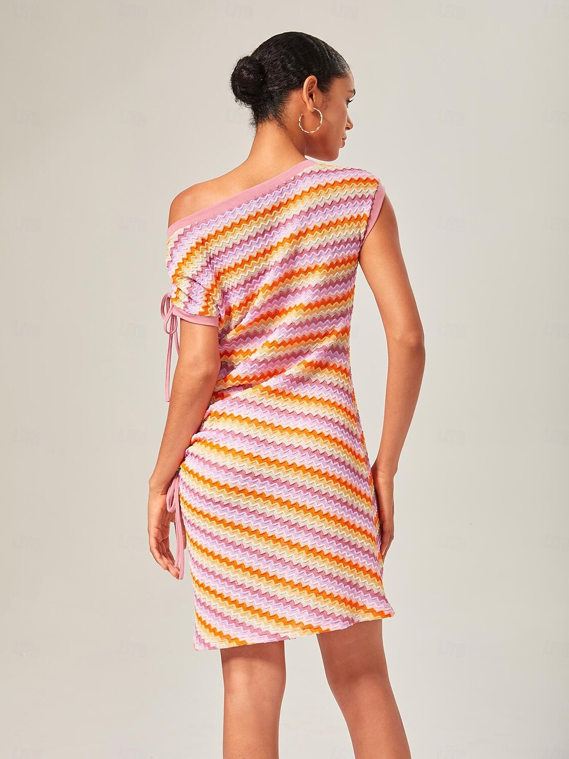 miniabito arancione elasticizzato in maglia arricciata del 2025 a $68.99 –P3