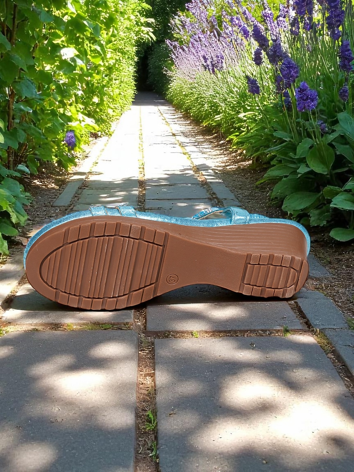 Mit Strasssteinen verzierte blaue Keilsandaletten für Damen mit Blumenmuster und glitzerndem Design für Gartenpartys, Strandurlaube und Sommerspaziergänge 2026 - $32.99 –P3