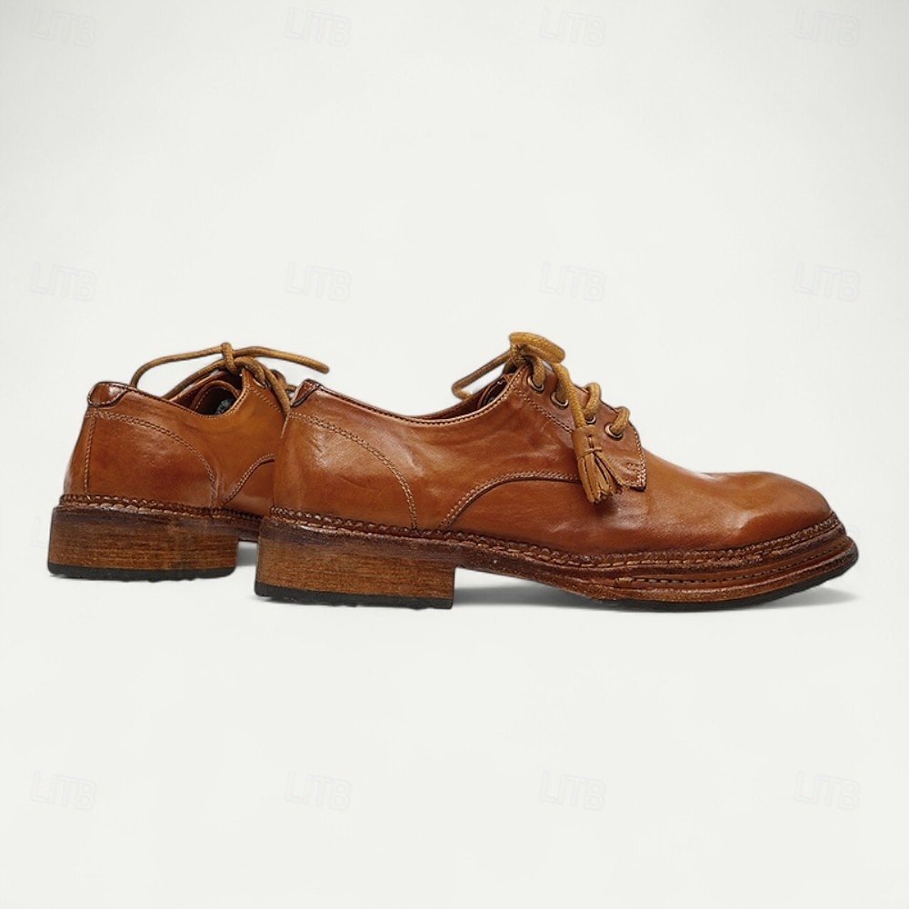 Herrloafers i brunt läder med mockasiner, tofsdetalj och Goodyear-randsydda detaljer – bekväma och eleganta skor för både vardagliga och semiformella tillfällen 2025 - $229.99 –P6