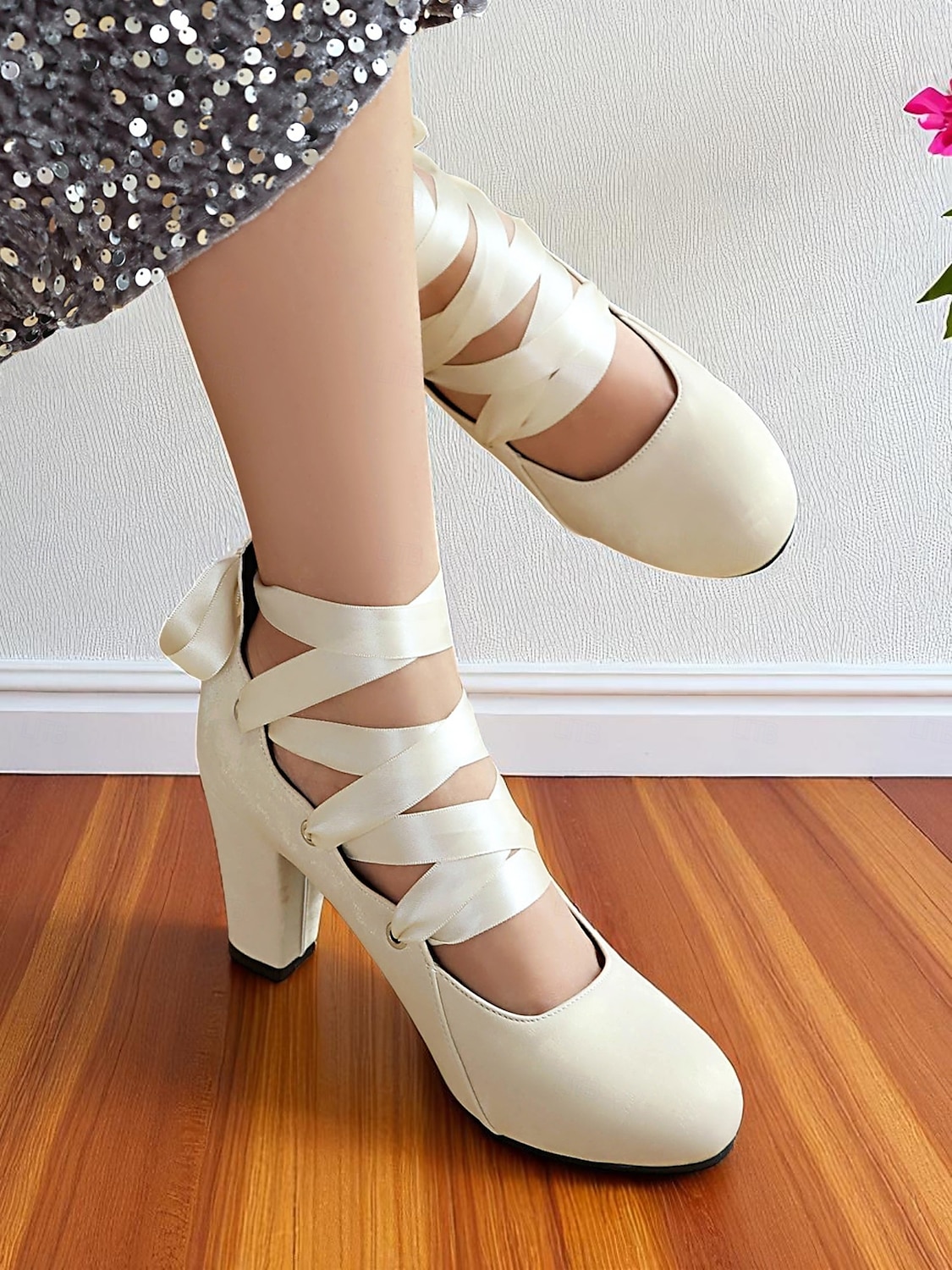 Chaussures Mary Jane à talons et lacets en satin vert vintage des années 1920 pour femmes – Chaussures à talons épais d'inspiration rétro pour les goûters ou les tenues vintage de 2025 ? $46.99 –P6