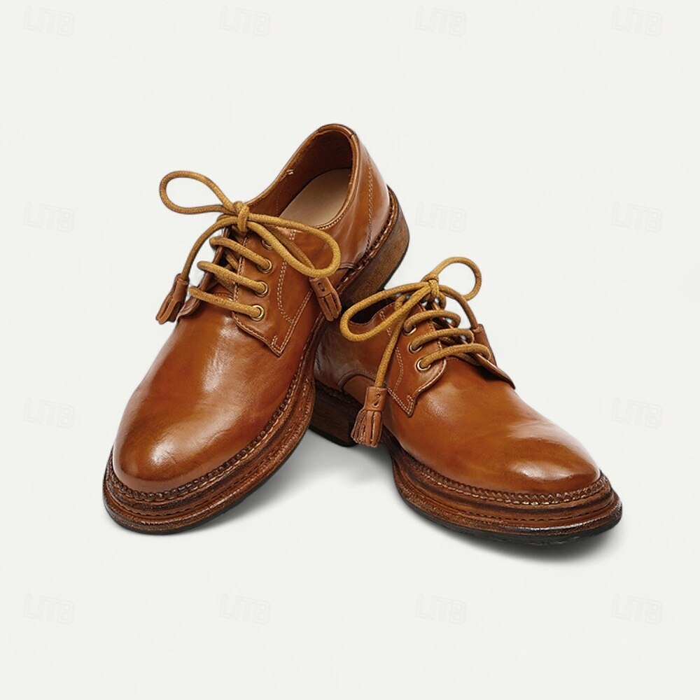 Herrloafers i brunt läder med mockasiner, tofsdetalj och Goodyear-randsydda detaljer – bekväma och eleganta skor för både vardagliga och semiformella tillfällen 2025 - $229.99 –P8