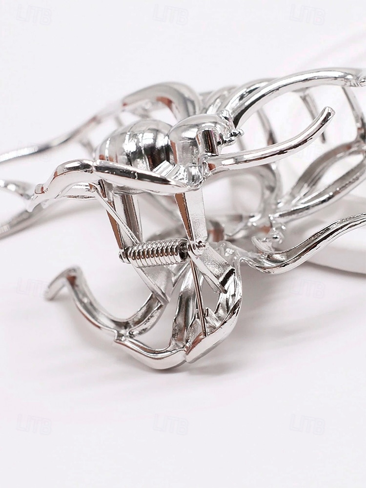 Women’s Halloween Spider Hair Claw Clip – Alloy Gothic Hair Accessory with Creepy Spider Design for Costume Parties, Cosplay and Festive Occasions 2025 - $7.99 –P12
