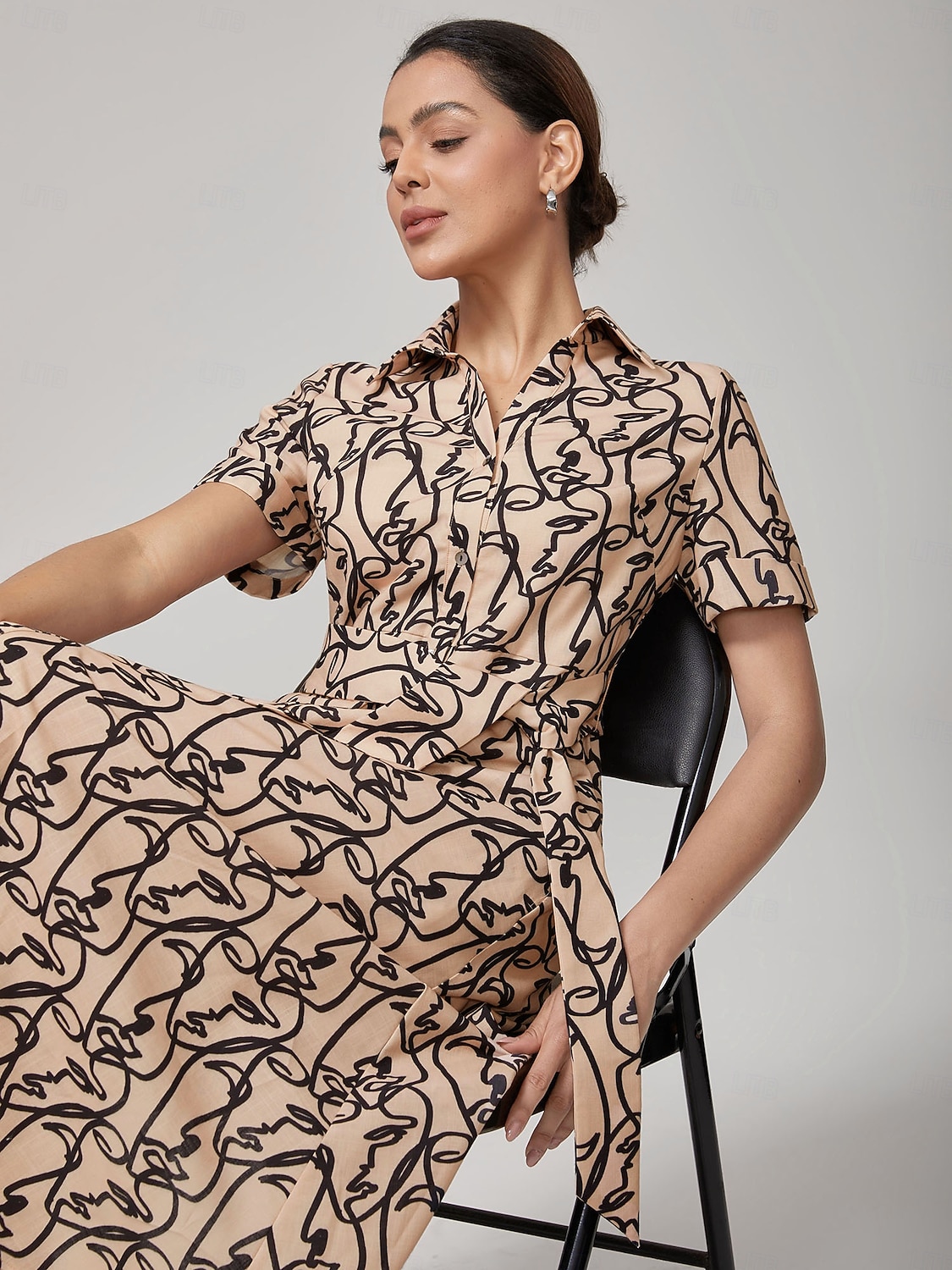 robe chemise élégante à imprimé visage abstrait de 2025 ? $119.99 –P1