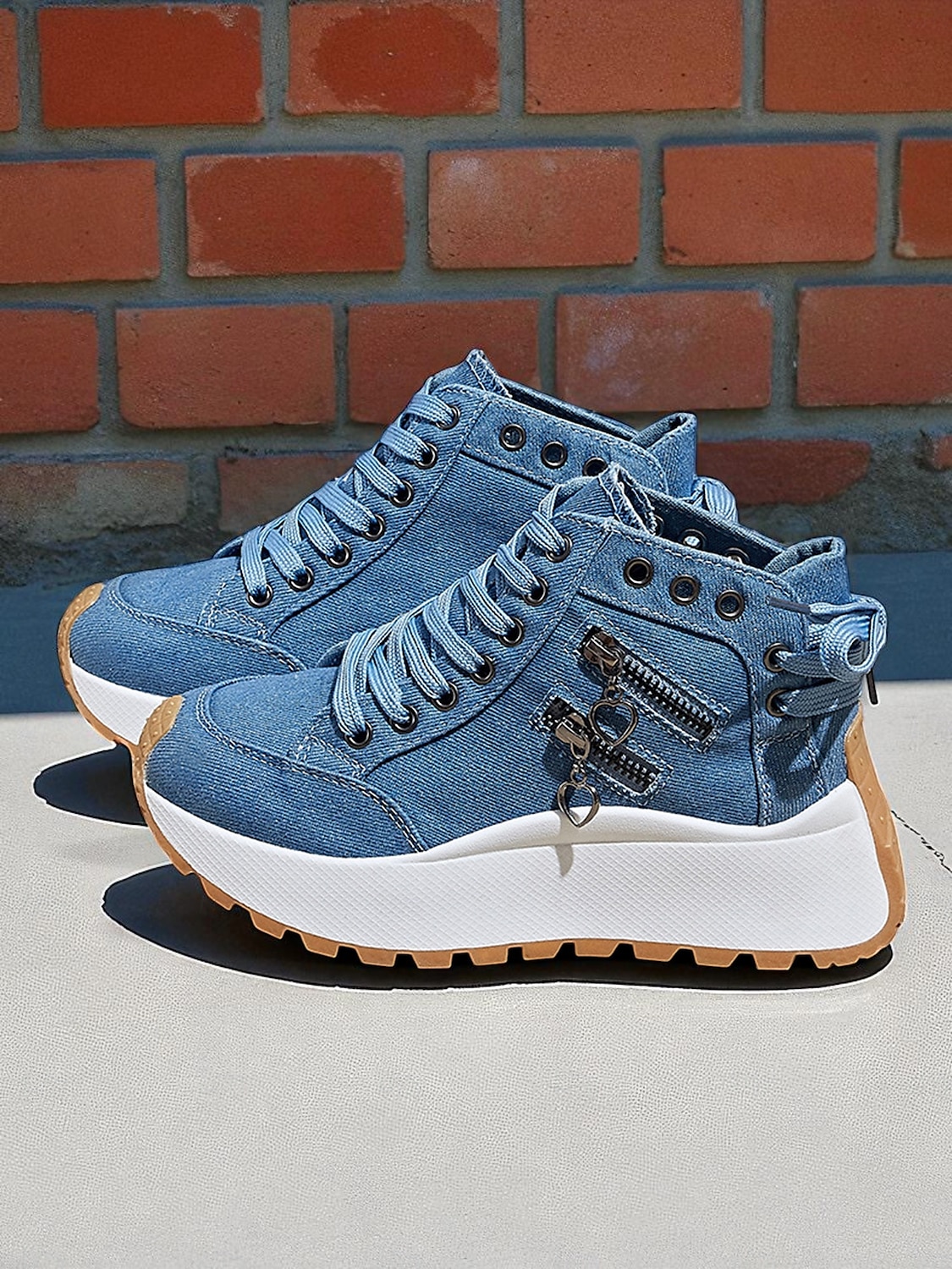 Baskets montantes en toile pour femmes – Chaussures à lacets à plateforme décontractées pour le style urbain, les voyages et les activités du week-end de 2025 ? $34.99 –P2