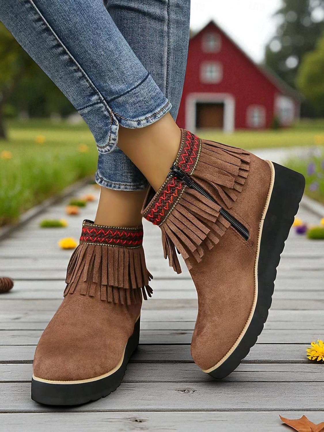 Femmes Bottes Quotidien Broderie Bottines Gland Broderie Compensé Bout Rond Vacances ancien Occasionnel Faux daim Fermeture éclair Noir Bleu Marron de 2025 ? $32.99 –P6