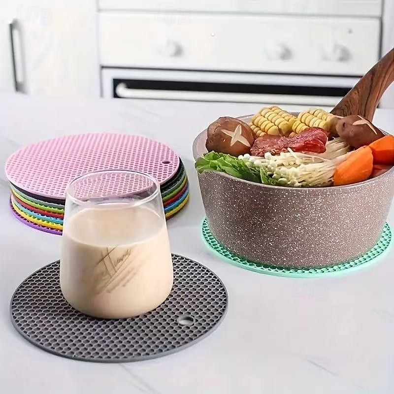 10 tappetini rotondi multifunzionali in silicone resistenti al calore, sottobicchieri e sottopentola antiscivolo, protezioni per tavolo per cucina, sala da pranzo, picnic, colori casuali del 2025 a $13.99 –P3