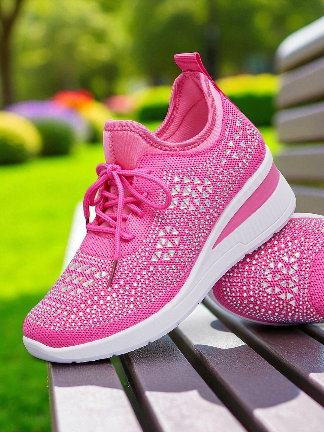 Baskets compensées Flyknit roses pour femmes avec détails en strass – Chaussures de sport légères et respirantes pour une tenue décontractée et la marche de 2025 ? $29.99 –P4