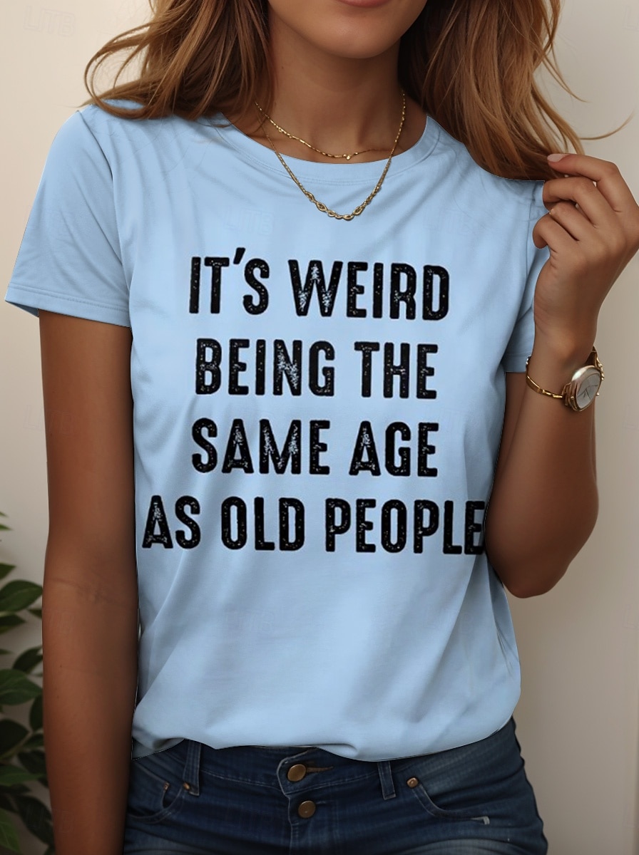Oktoberfest Dame T skjorte Grafisk Bokstaver Årgang Stilfull Klassisk Kortermet Crew-hals Vanlige topper Daglig Helg Trykt mønster Svart Hvit Rosa Blå Lilla Sommer Vår IT'S WEIRD BEING THE SAME AGE 2025 - $19.99 –P3