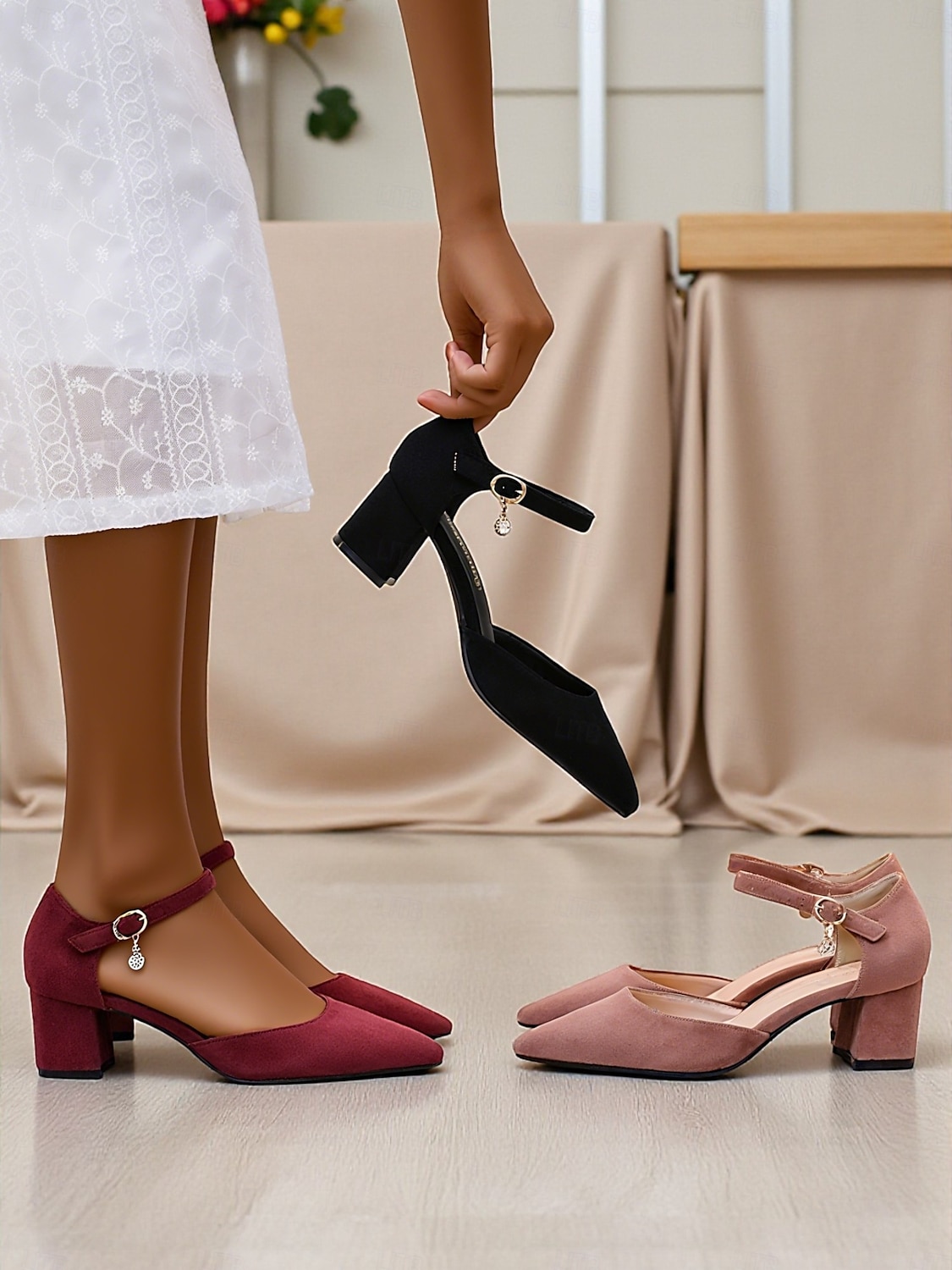 Escarpins à talons compensés en daim rose pour femme, avec bride à la cheville – élégants escarpins à bout pointu et détails charmants pour mariages, fêtes et tenues de bureau de 2025 ? $46.99 –P1