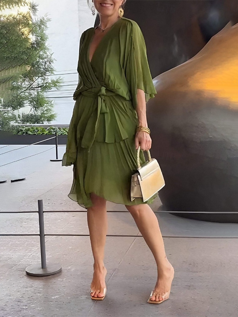 Femmes Mini Robe Robe de Cocktail Robe d'invité de mariage Mousseline de Soie Mode Moderne Extérieur Vacances Coupe régulière Uni Manche 3/4 Col en V Vert Été Printemps Automne de 2025 ? $28.99 –P3