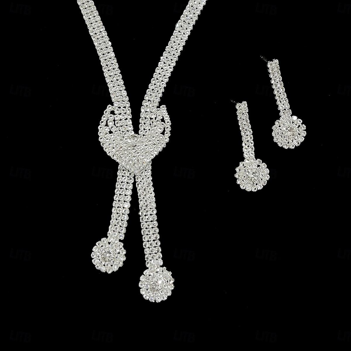 un parure de bijoux de mariée 1 Alliage Boucles d'oreilles Collier Femmes Élégant Luxe Mignon Géométrique Joie Géométrique Parure de Bijoux Pour Soirée de 2025 ? $33.99 –P3