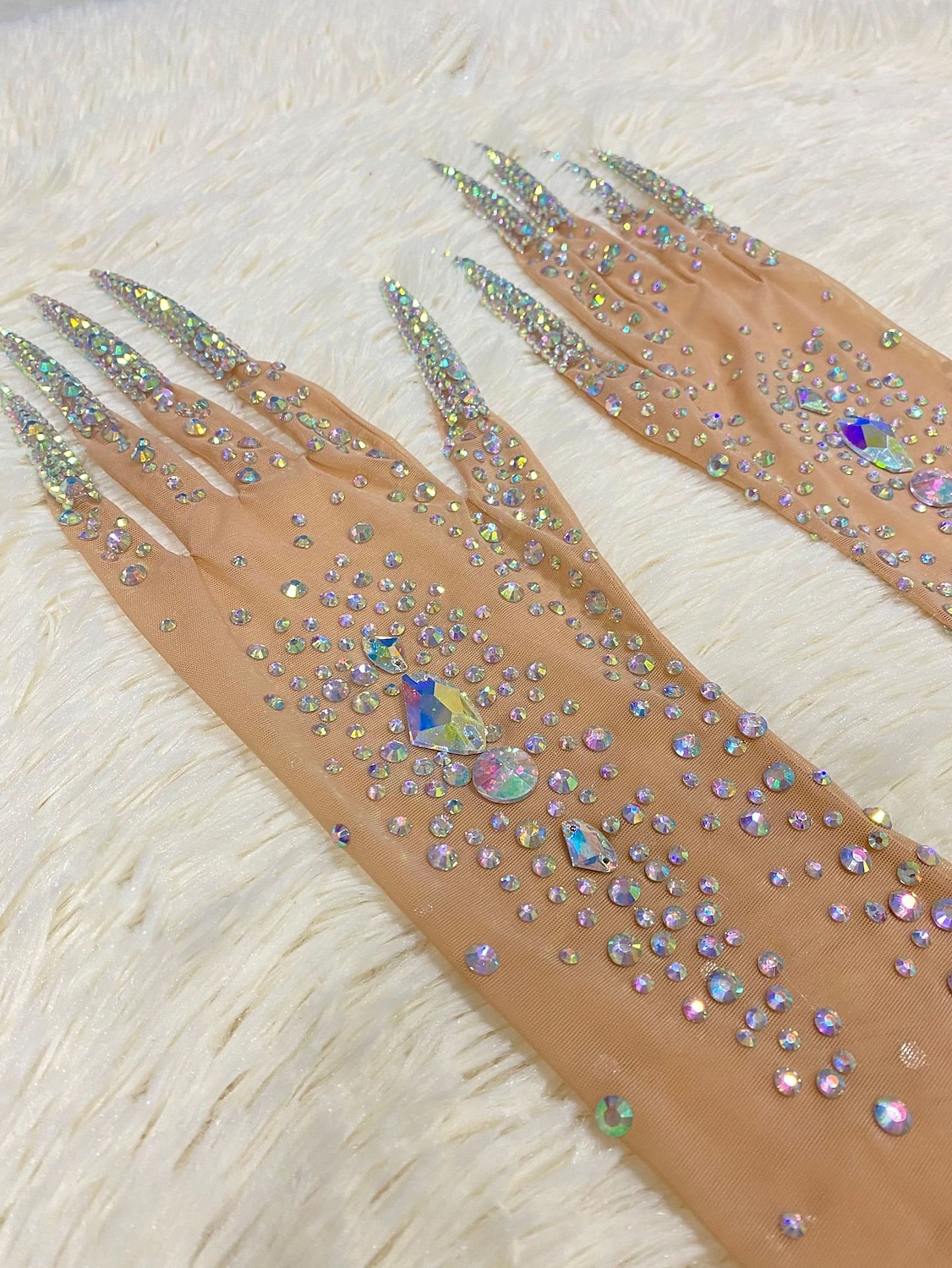 Glitzernde Handschuhe mit Strasssteinen für Damen, lang, glitzernd, Netzstoff, durchsichtig, Ellenbogenlänge, Opernhandschuhe mit Nägeln, hautfarben, Einheitsgröße 2025 - $85.99 –P6