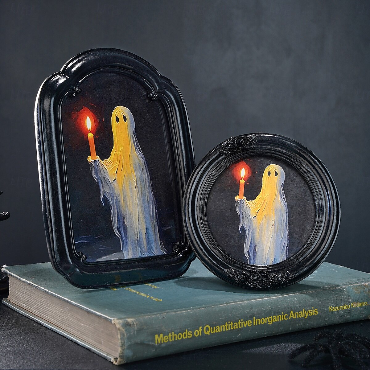 Halloween Resin Photo Frame Decor, Black and Brown Ghost Holding Candle Design, Round and Square Shapes for Home, Bedroom, Study, and Office Desktop Halloween Photo Display 2025 - $17.49 –P9